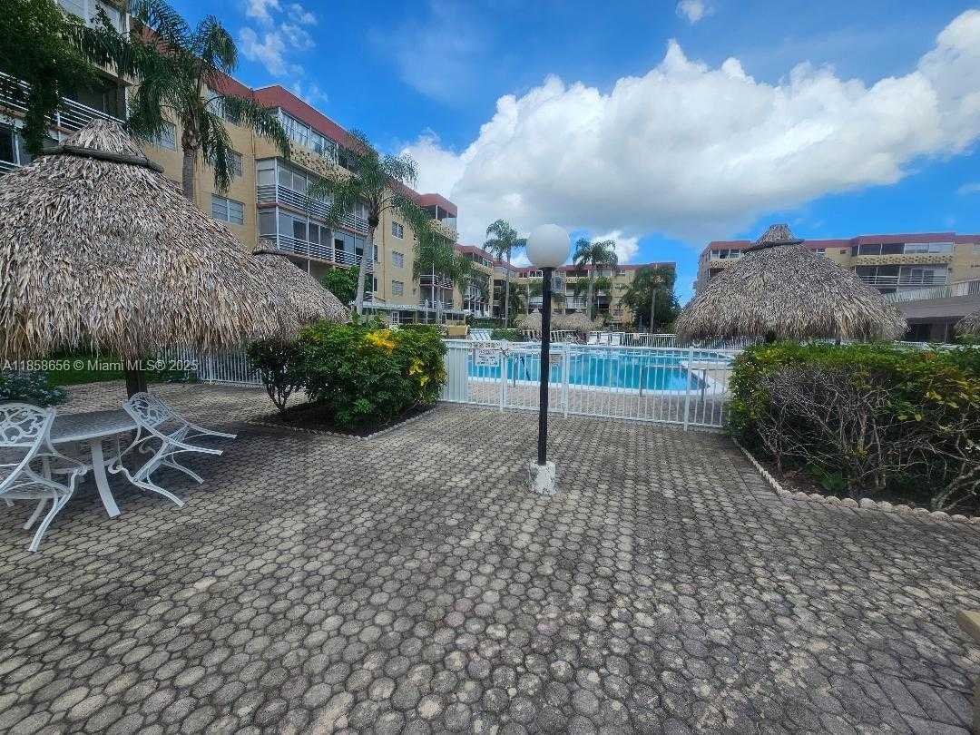Small Image of 404 NORTH WEST 68TH AVE #405, Plantation Number 23