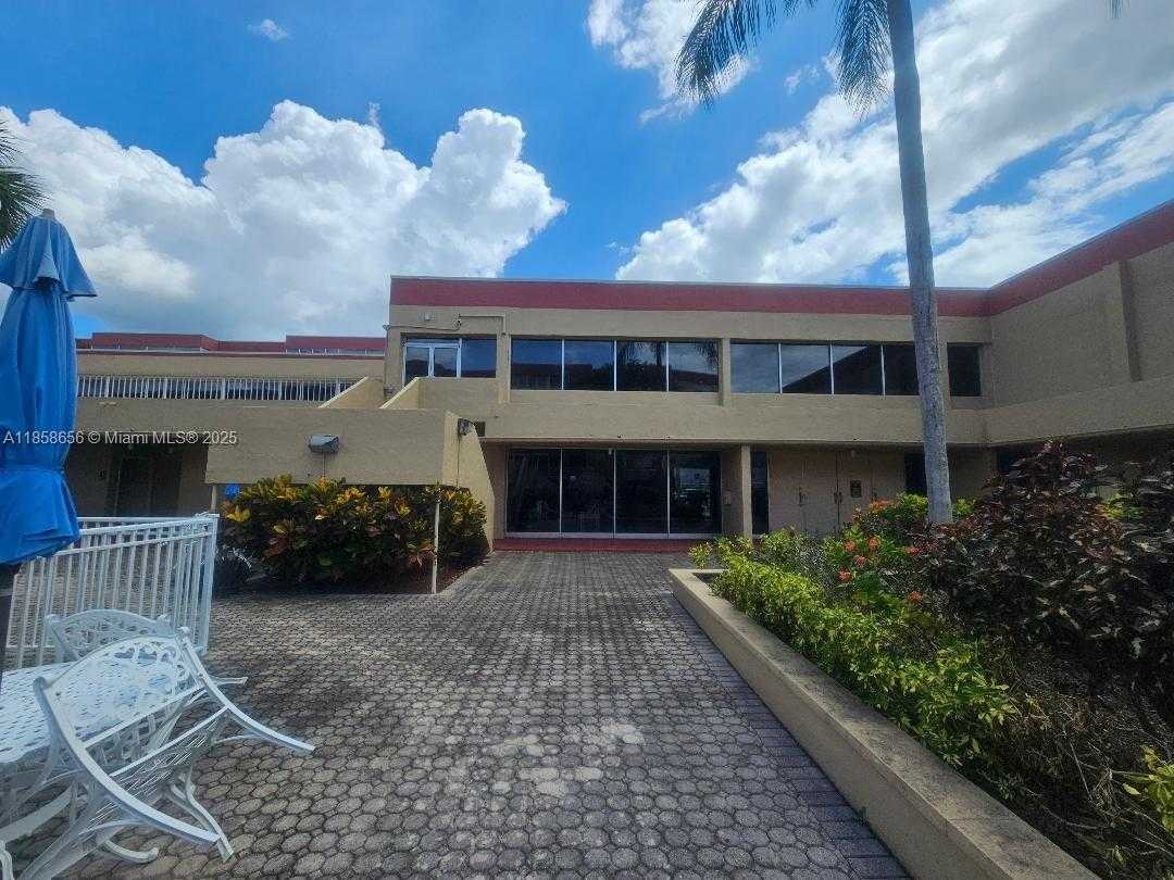 Small Image of 404 NORTH WEST 68TH AVE #405, Plantation Number 25