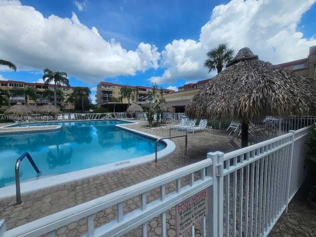 Small Image of 404 NORTH WEST 68TH AVE #405, Plantation Number 7