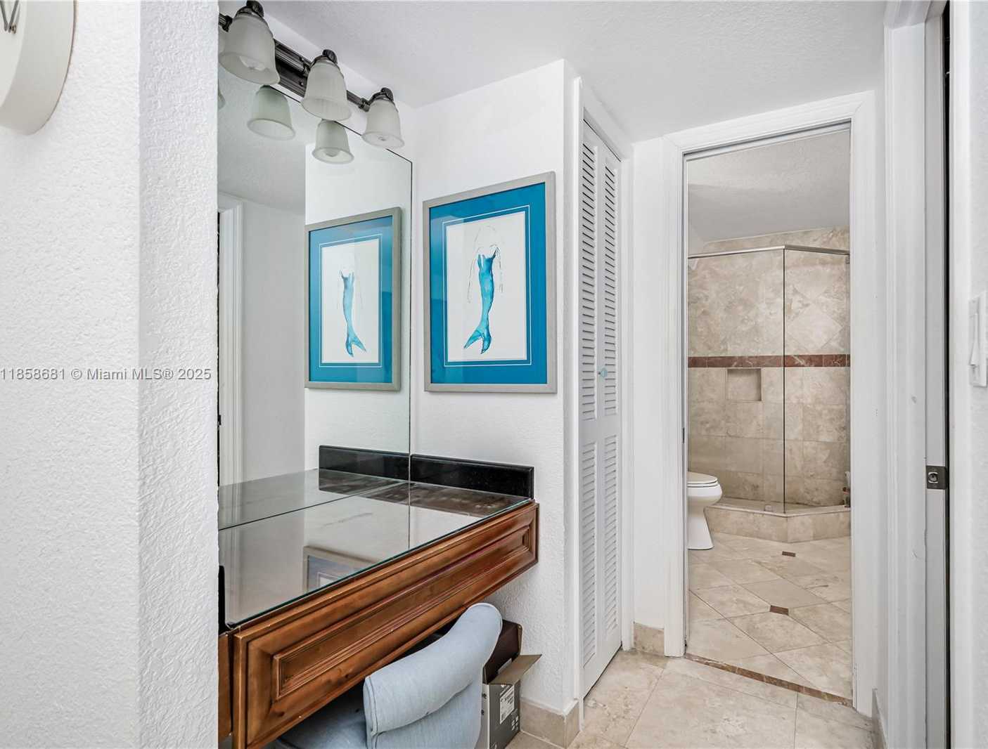 Small Image of 345 OCEAN DR #211, Miami Beach Number 13