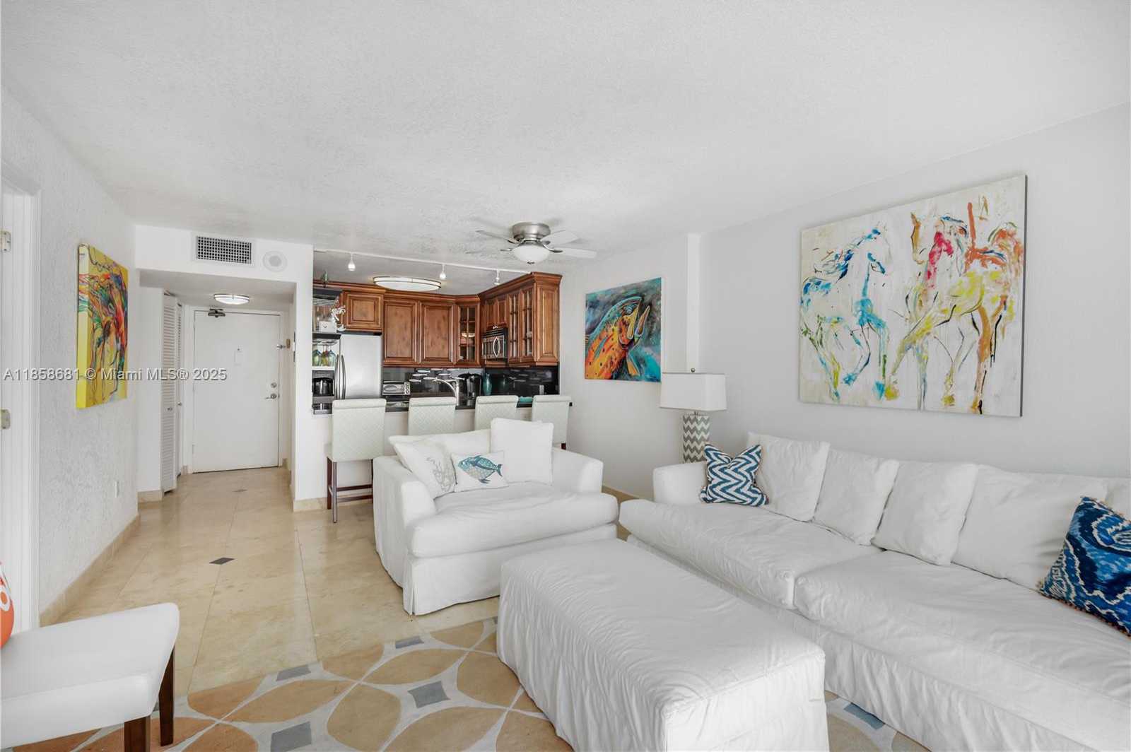Small Image of 345 OCEAN DR #211, Miami Beach Number 7