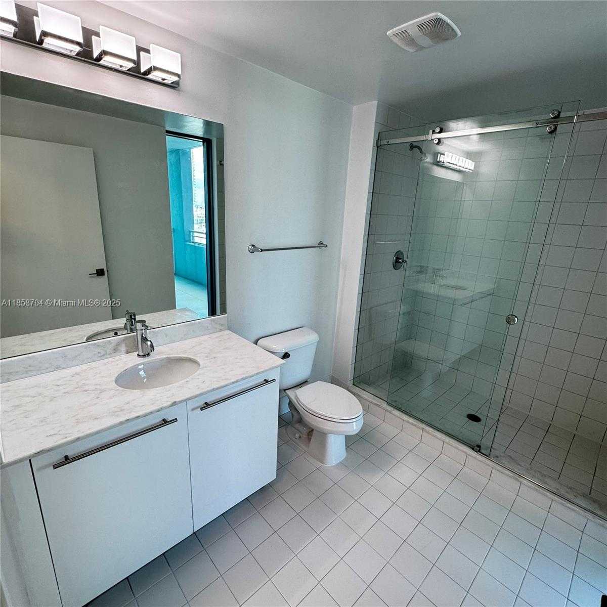 Small Image of 888 BISCAYNE BLVD #2012, Miami Number 16