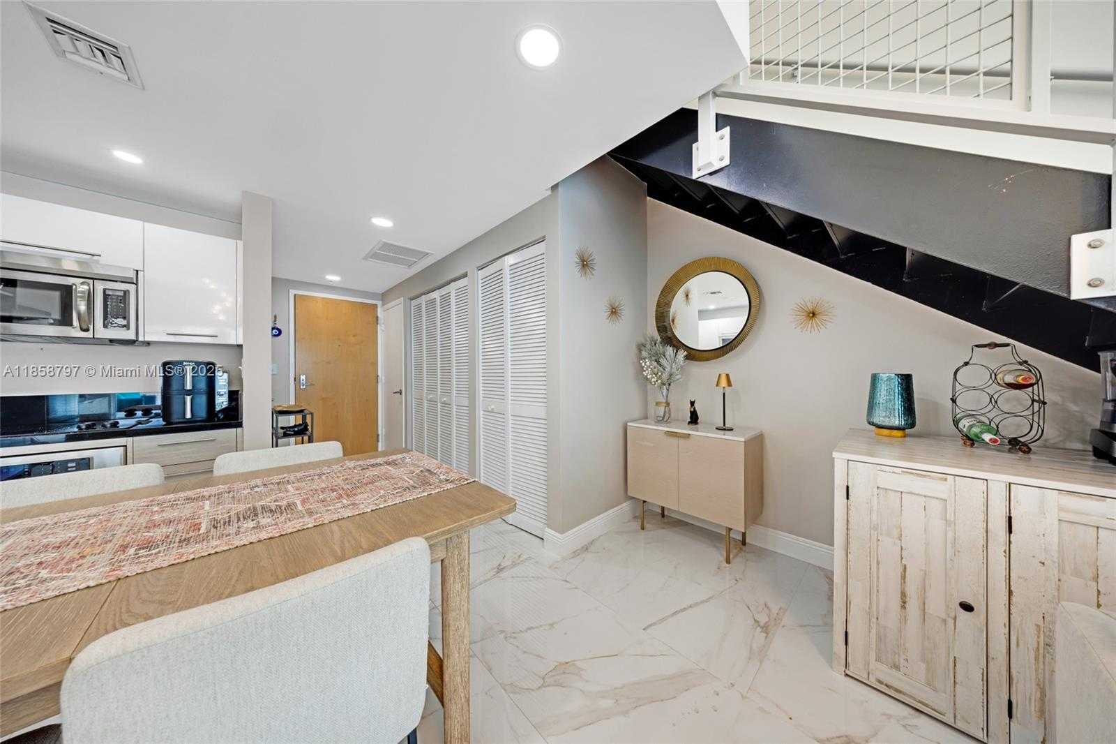 Small Image of 253 NORTH EAST 2ND ST #427, Miami Number 4