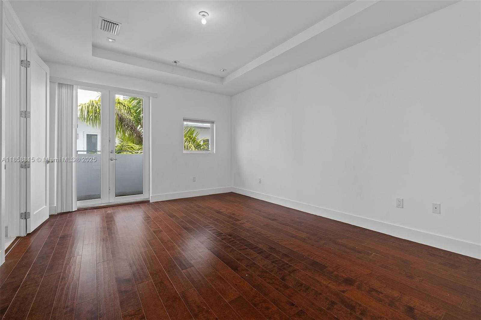 Small Image of 9161 NW 33rd St, Doral, FL 33172, USA Number 35