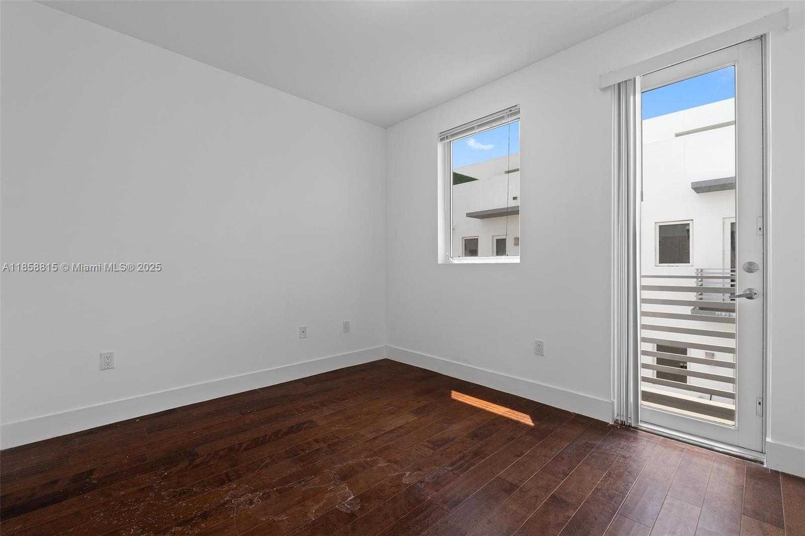 Small Image of 9161 NW 33rd St, Doral, FL 33172, USA Number 45