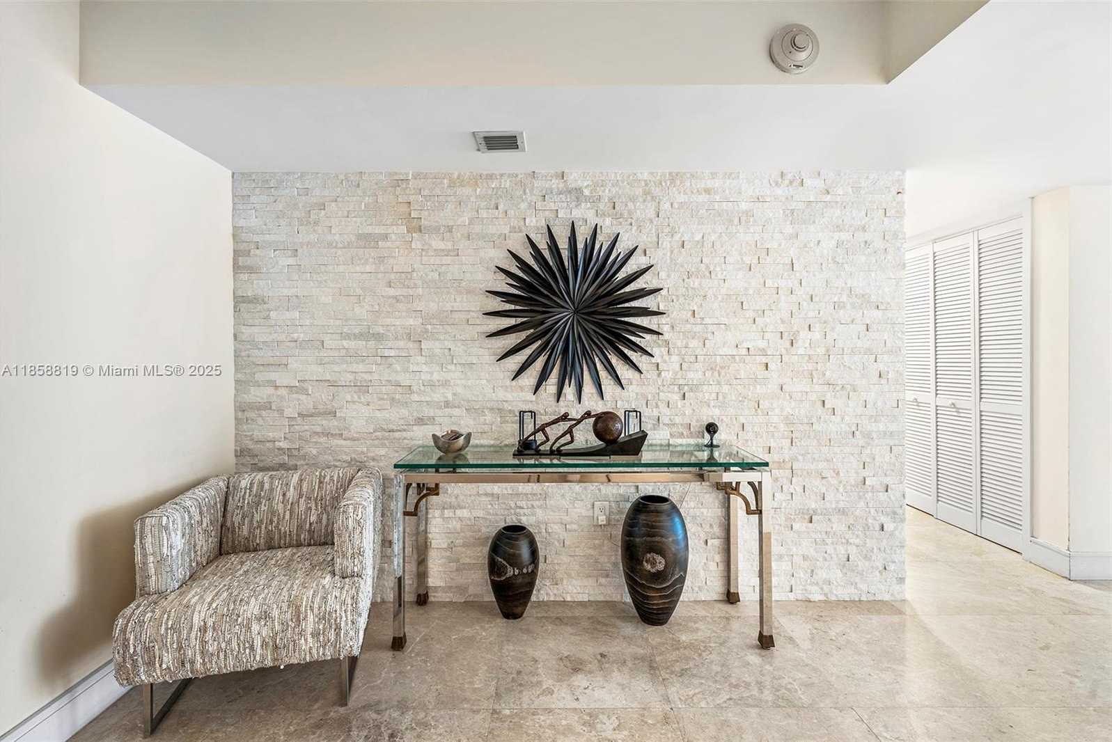 Small Image of 600 GRAPETREE DR #3BS, Key Biscayne Number 36