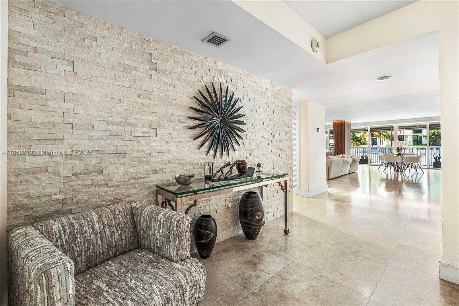 Small Image of 600 GRAPETREE DR #3BS, Key Biscayne Number 37