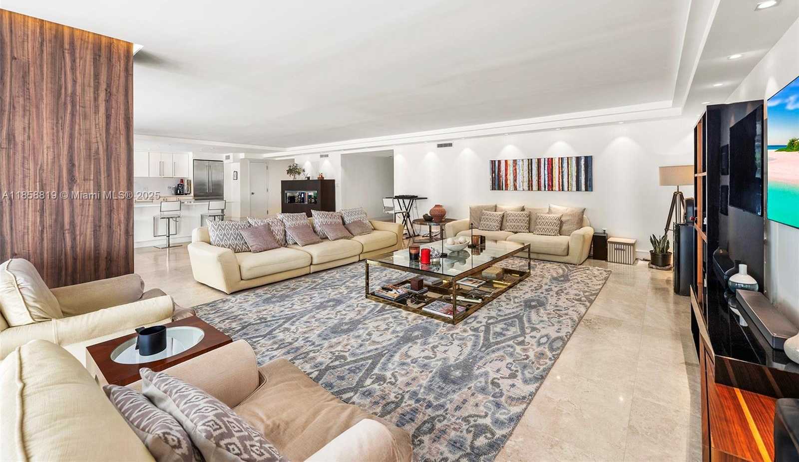 Small Image of 600 GRAPETREE DR #3BS, Key Biscayne Number 4