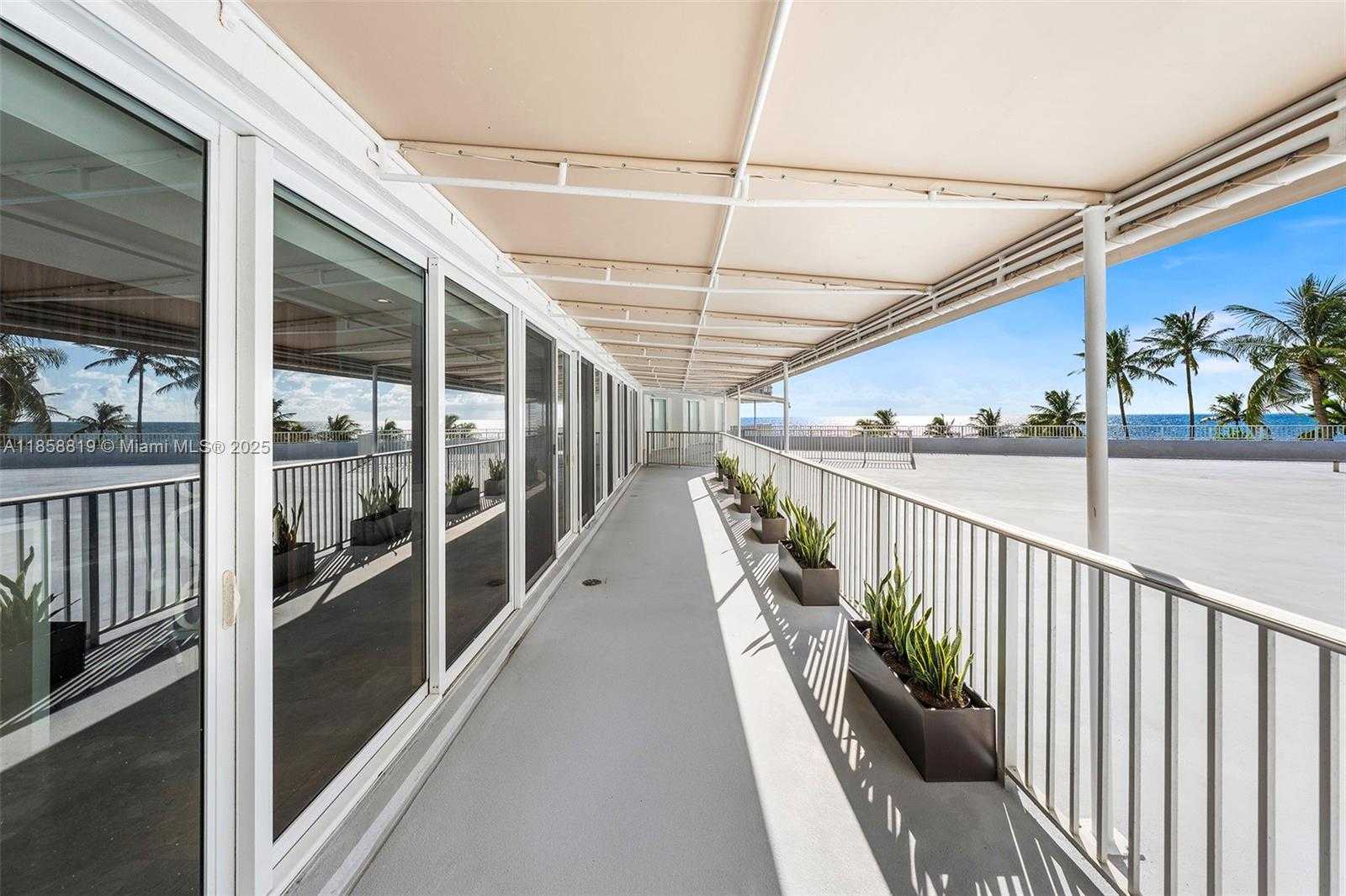 Small Image of 600 GRAPETREE DR #3BS, Key Biscayne Number 40