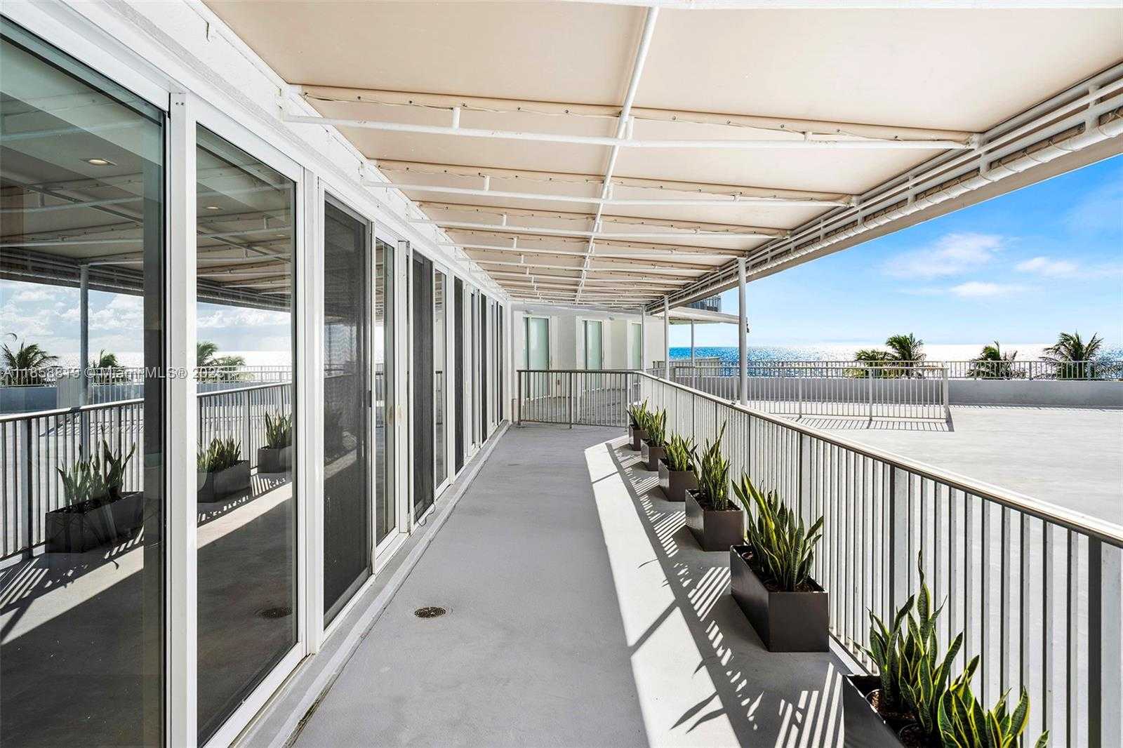 Small Image of 600 GRAPETREE DR #3BS, Key Biscayne Number 41