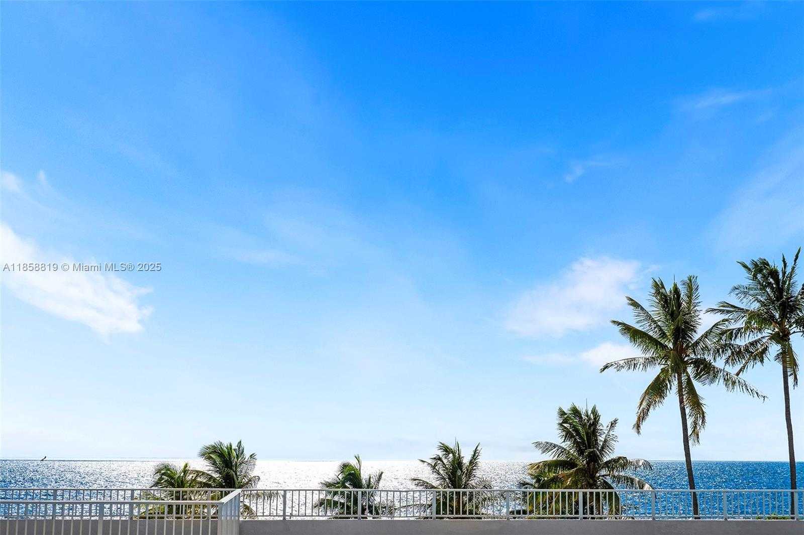 Small Image of 600 GRAPETREE DR #3BS, Key Biscayne Number 45