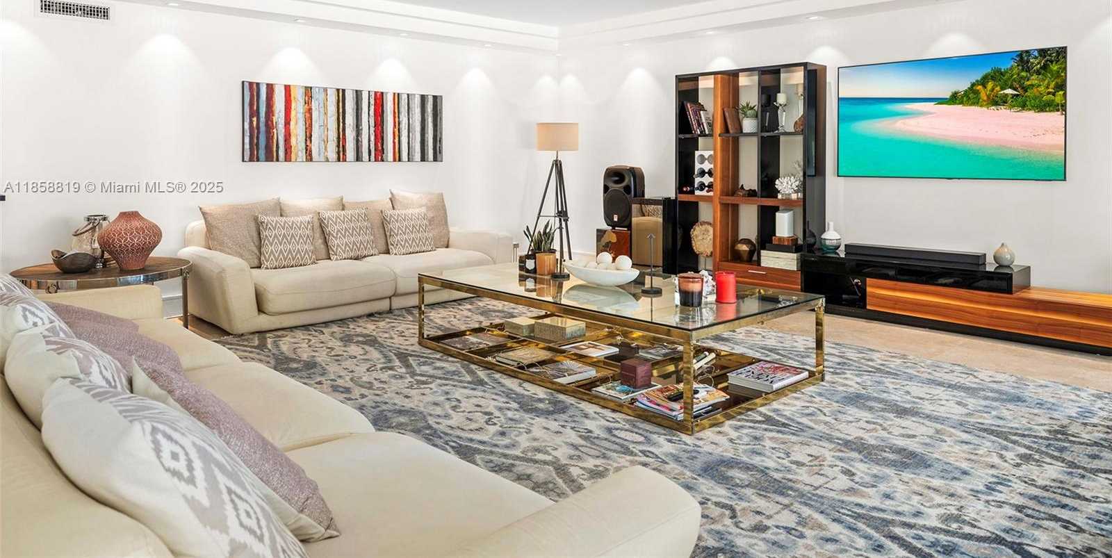 Small Image of 600 GRAPETREE DR #3BS, Key Biscayne Number 5