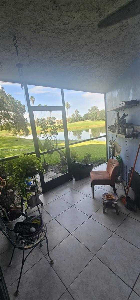 Small Image of 16100 GOLF CLUB RD #101, Weston Number 14