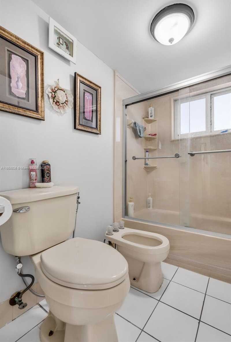 Small Image of 9917 WEST OKEECHOBEE RD #3-201, Hialeah Gardens Number 14