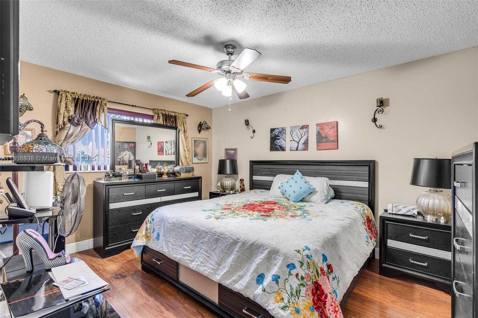 Small Image of 9917 WEST OKEECHOBEE RD #3-201, Hialeah Gardens Number 17