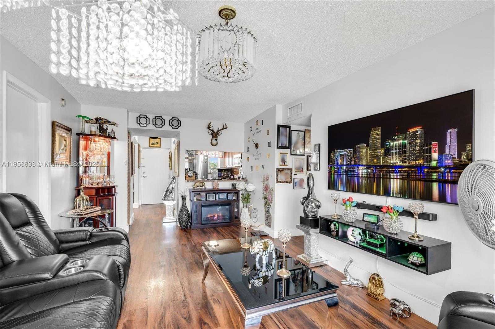 Small Image of 9917 WEST OKEECHOBEE RD #3-201, Hialeah Gardens Number 19