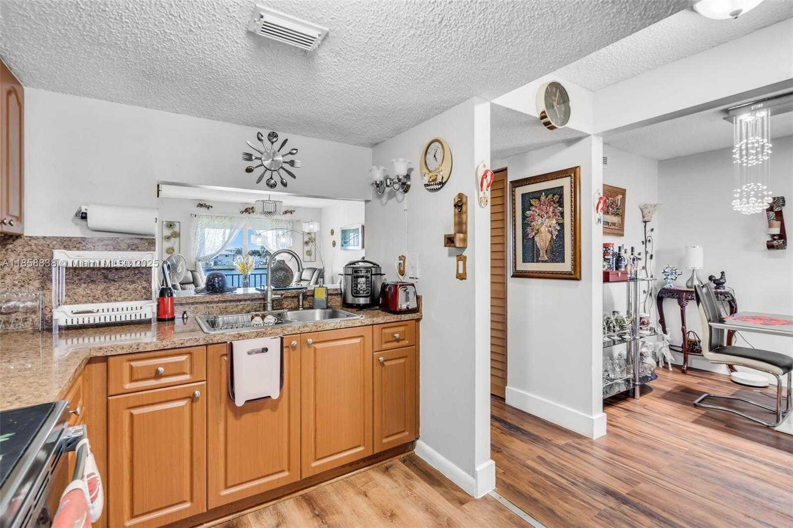 Small Image of 9917 WEST OKEECHOBEE RD #3-201, Hialeah Gardens Number 23