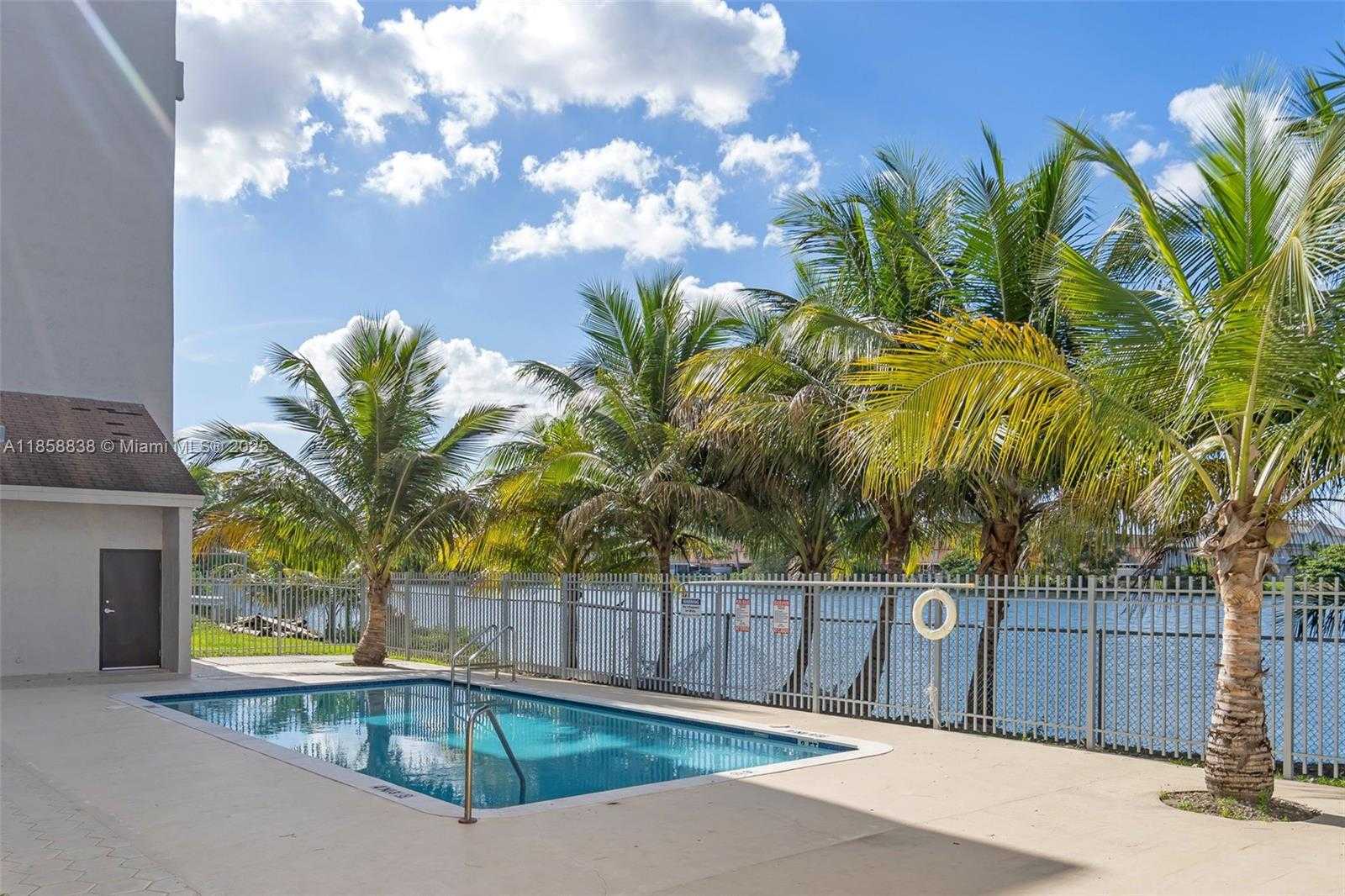 Small Image of 9917 WEST OKEECHOBEE RD #3-201, Hialeah Gardens Number 28