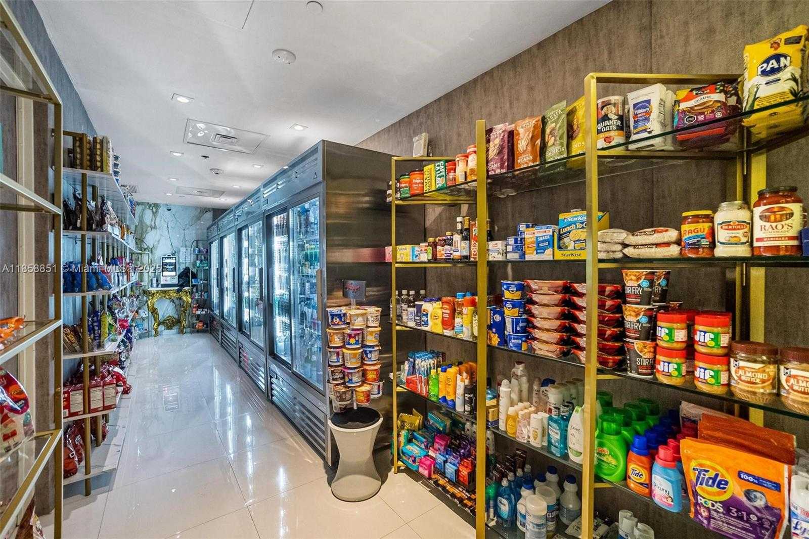 Small Image of 495 BRICKELL AVE #411, Miami Number 31