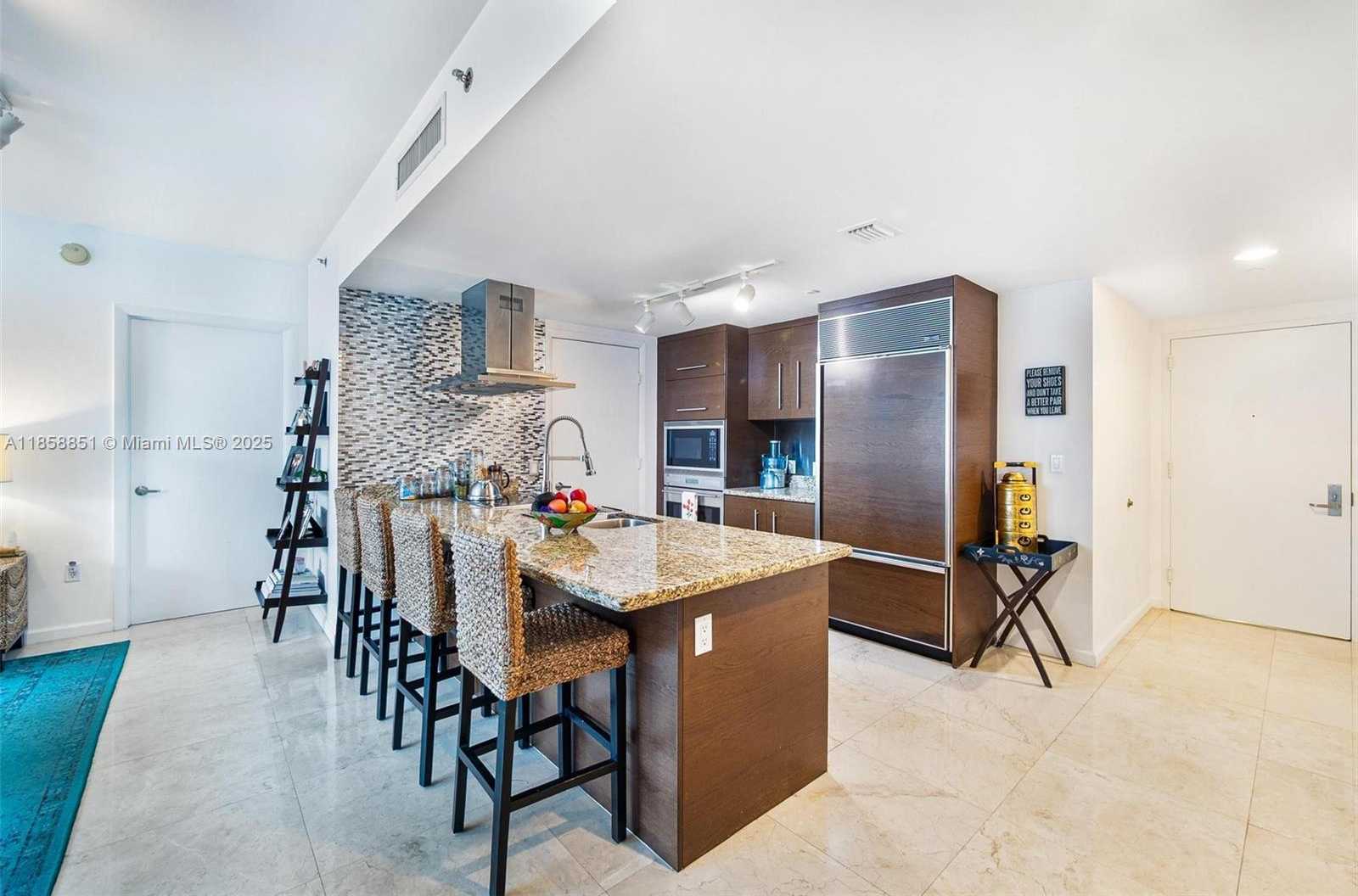 Small Image of 495 BRICKELL AVE #411, Miami Number 8