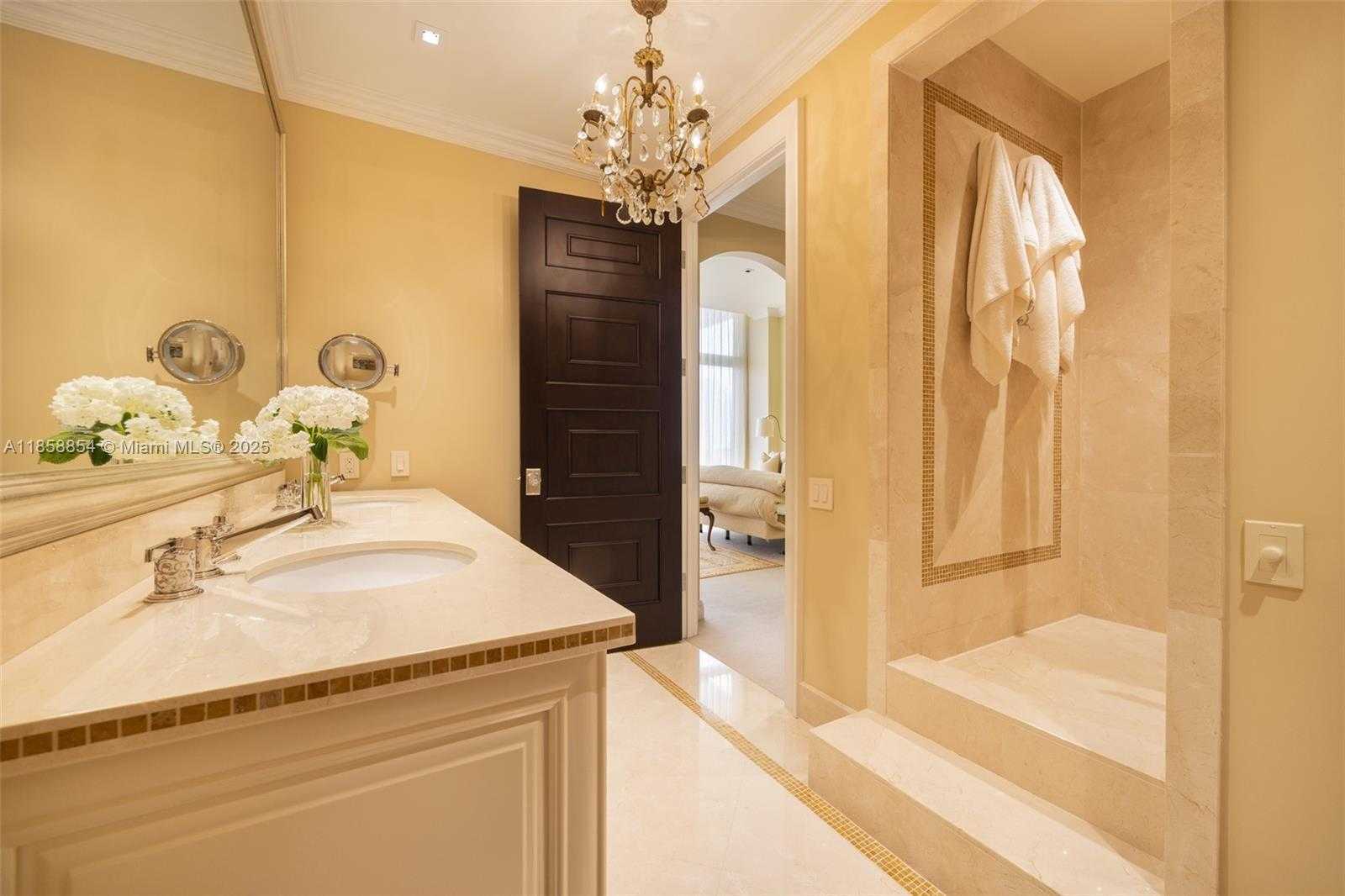 Small Image of 1581 BRICKELL AVE #T104, Miami Number 21