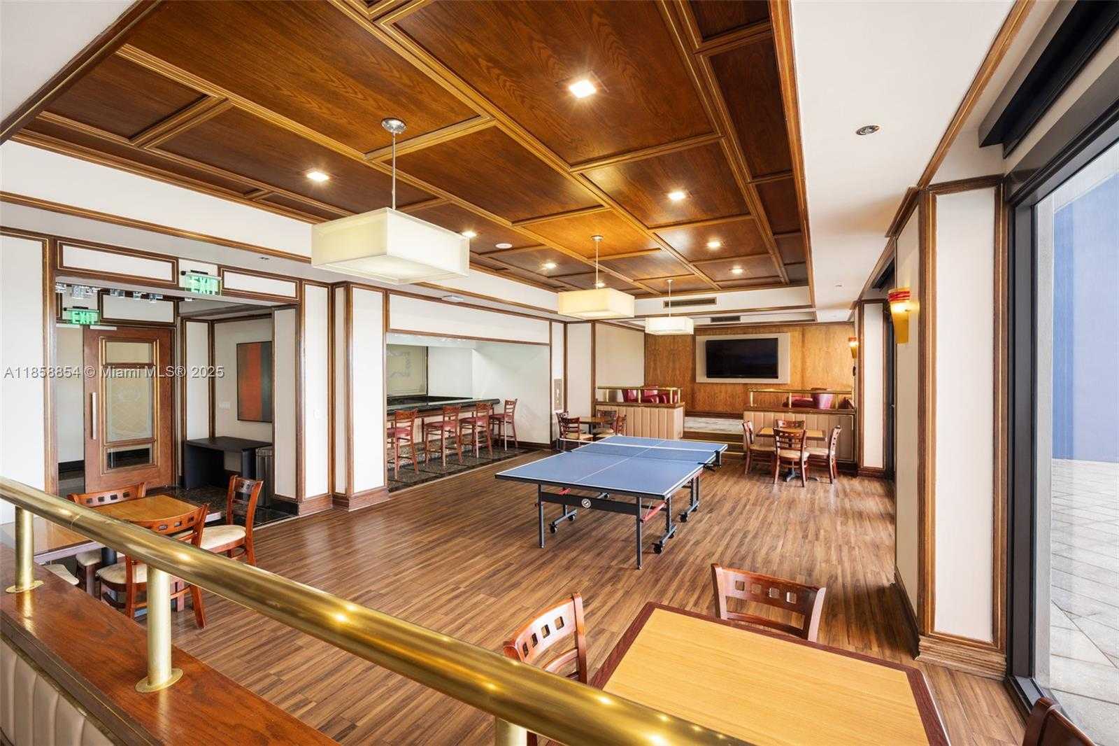 Small Image of 1581 BRICKELL AVE #T104, Miami Number 28
