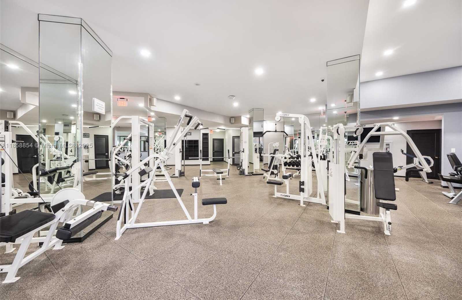 Small Image of 1581 BRICKELL AVE #T104, Miami Number 30
