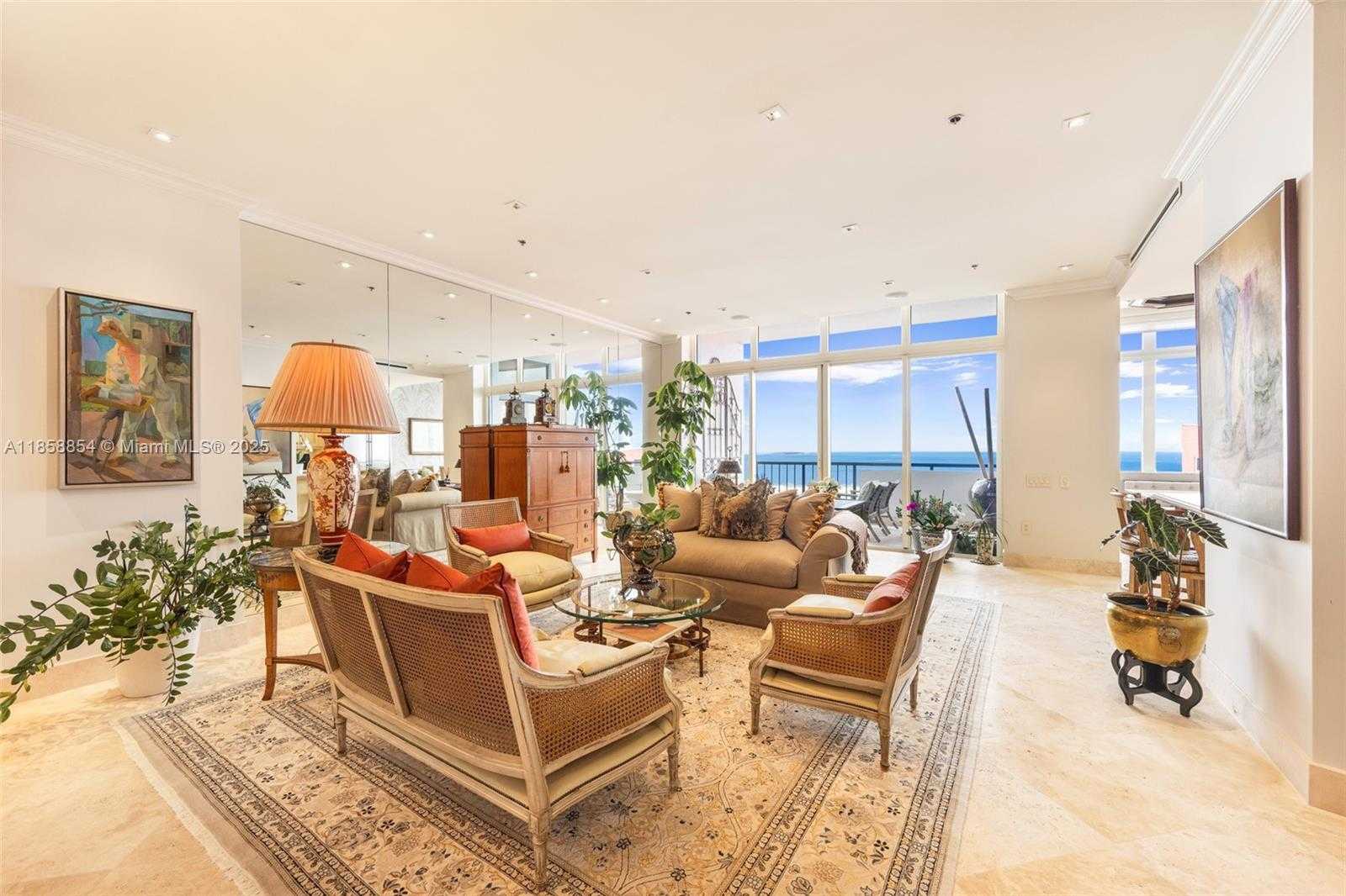 Small Image of 1581 BRICKELL AVE #T104, Miami Number 6