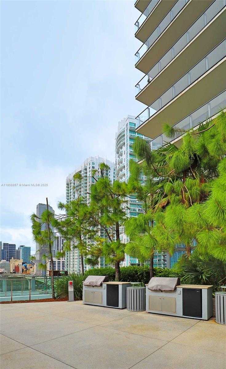 Small Image of 68 SOUTH EAST 6TH ST #1008, Miami Number 26