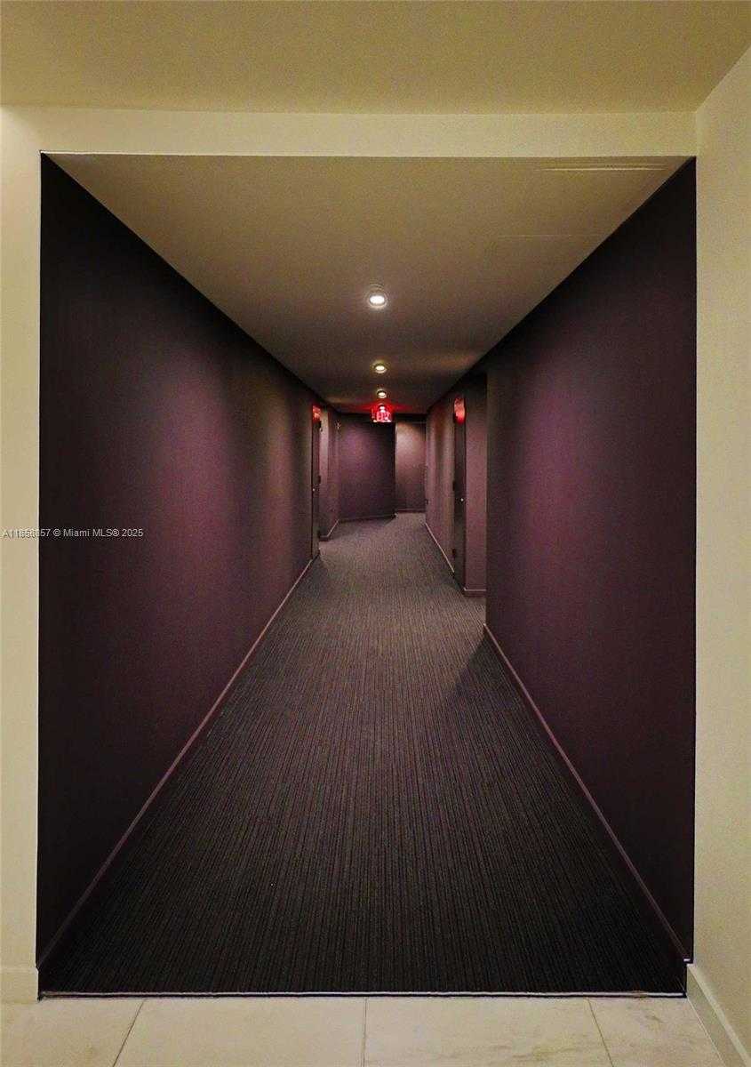 Small Image of 68 SOUTH EAST 6TH ST #1008, Miami Number 33