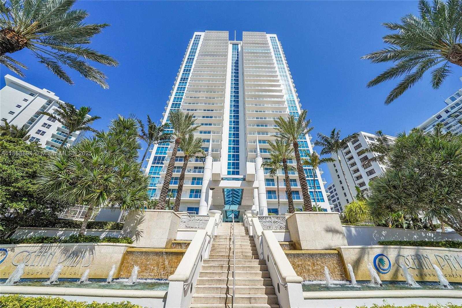 Small Image of 3101 SOUTH OCEAN DR #701, Hollywood Number 2
