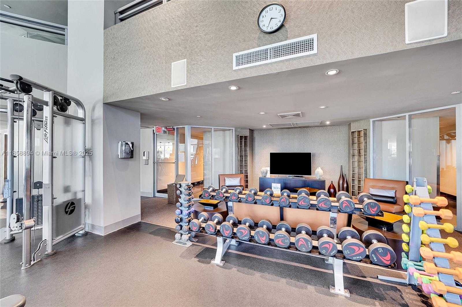 Small Image of 3101 SOUTH OCEAN DR #701, Hollywood Number 53