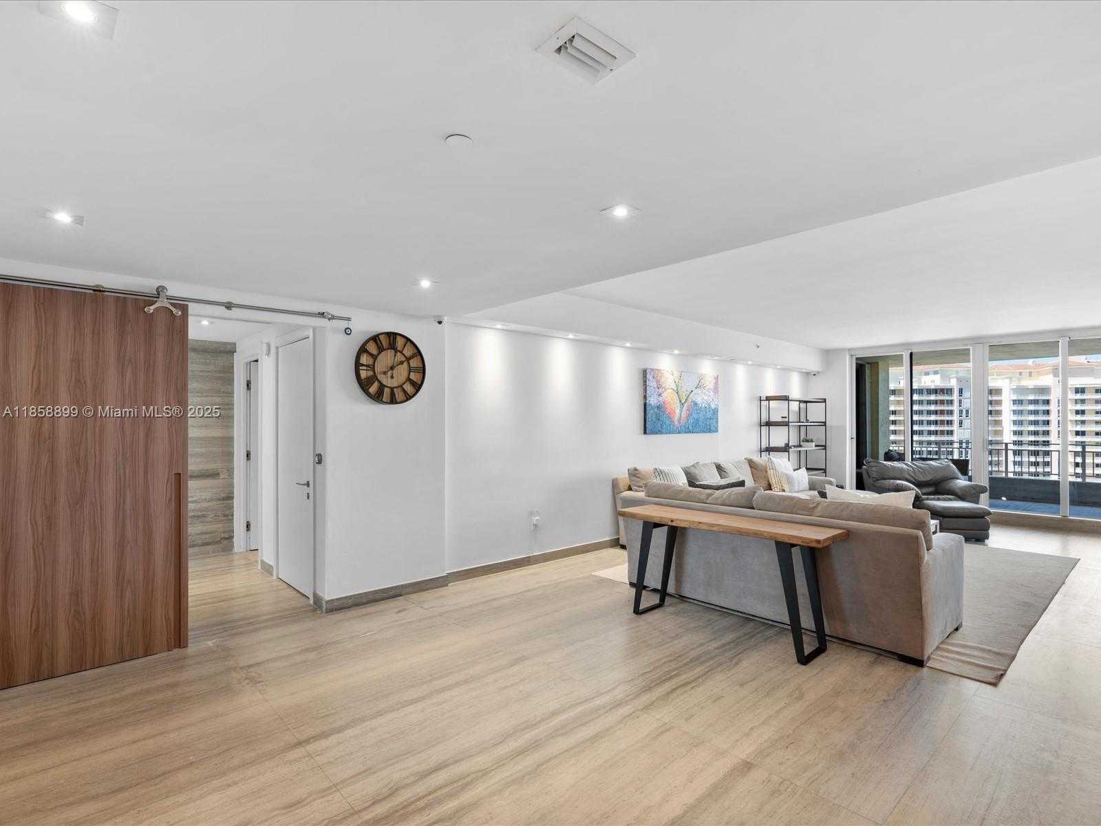 Small Image of 799 CRANDON BLVD #1208, Key Biscayne Number 2