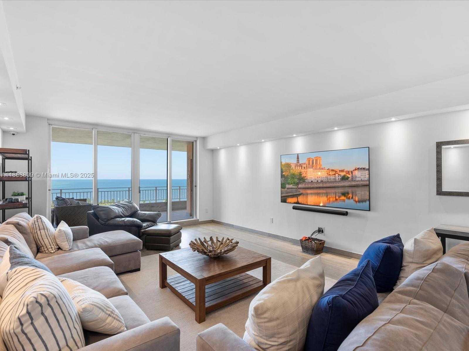 Small Image of 799 CRANDON BLVD #1208, Key Biscayne Number 5