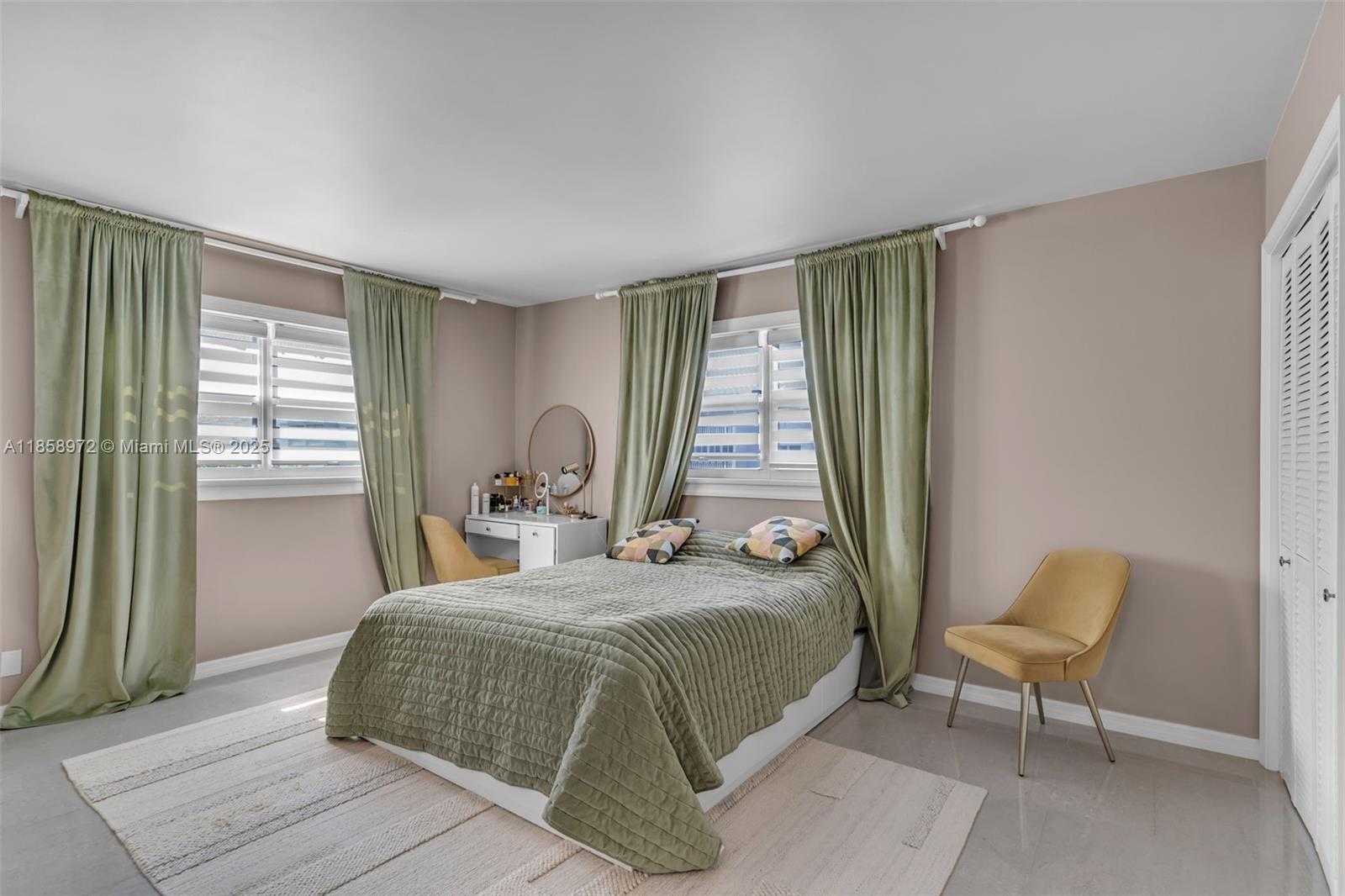 Small Image of 301 NORTH EAST 14TH AVE #601, Hallandale Beach Number 4
