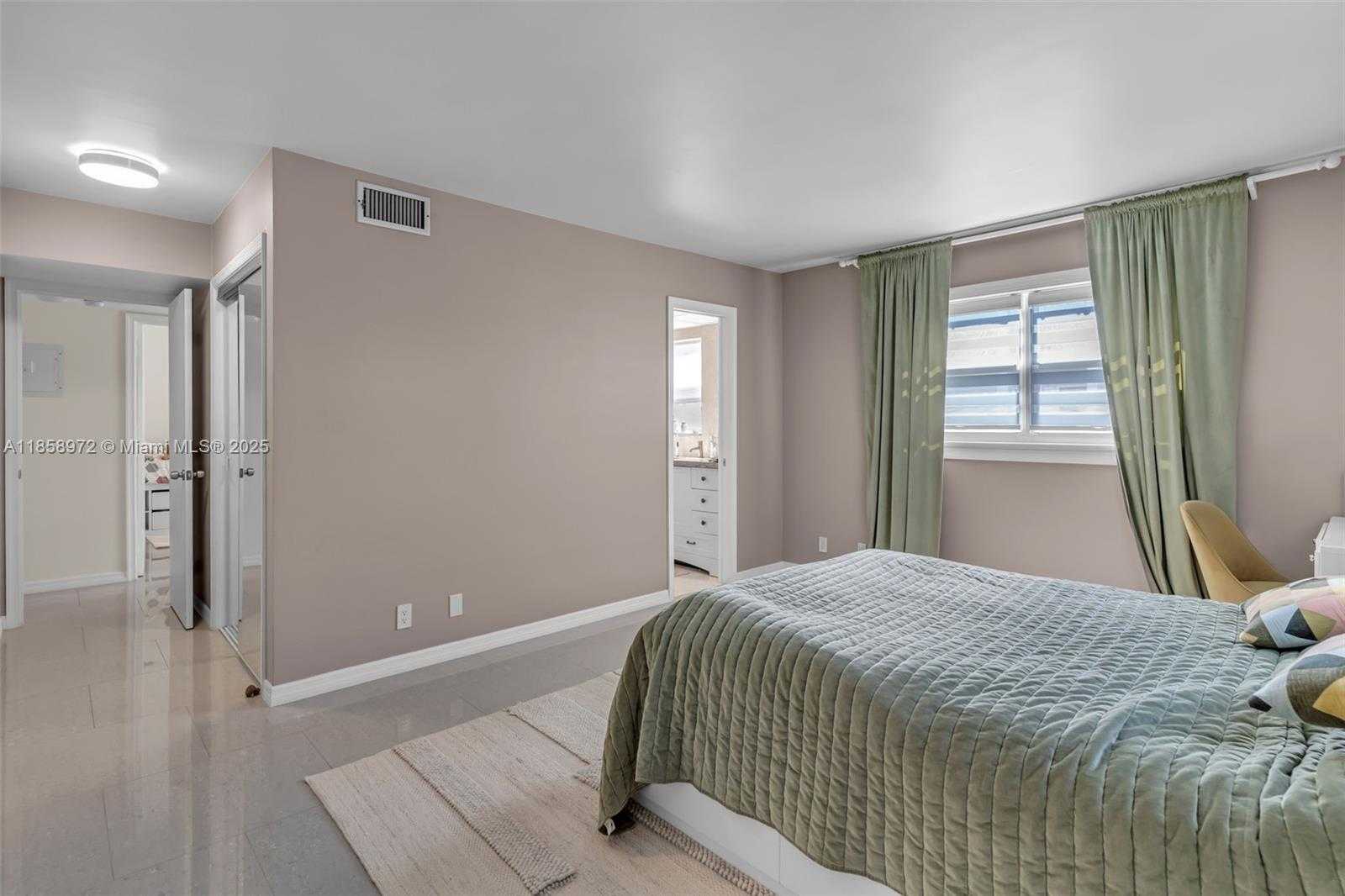 Small Image of 301 NORTH EAST 14TH AVE #601, Hallandale Beach Number 5