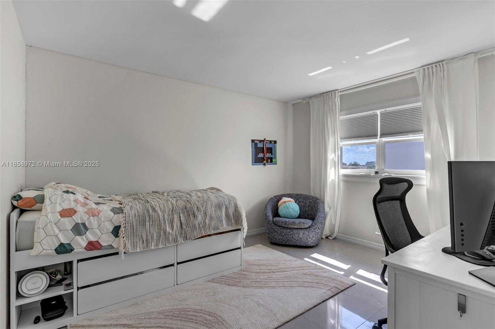 Small Image of 301 NORTH EAST 14TH AVE #601, Hallandale Beach Number 7