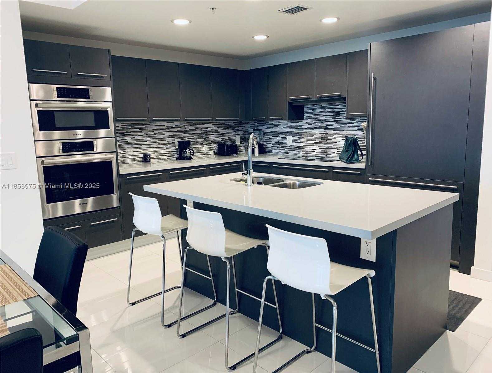 Small Image of 7751 NORTH WEST 107TH AVE #514, Doral Number 4