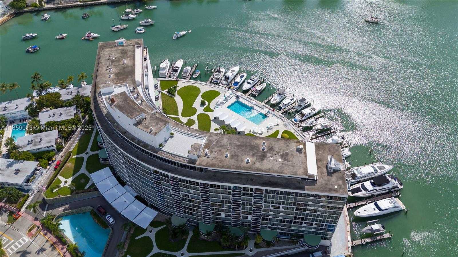 Small Image of 900 BAY DR #914, Miami Beach Number 20