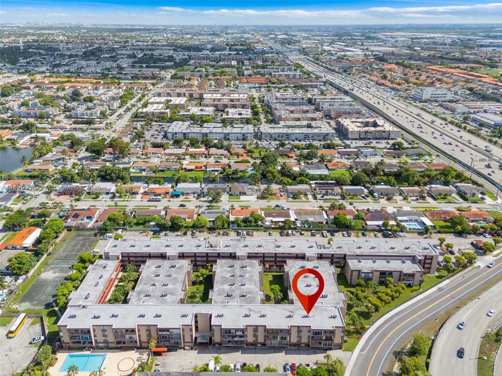 Small Image of 1900 WEST 68TH ST #F302, Hialeah Number 27