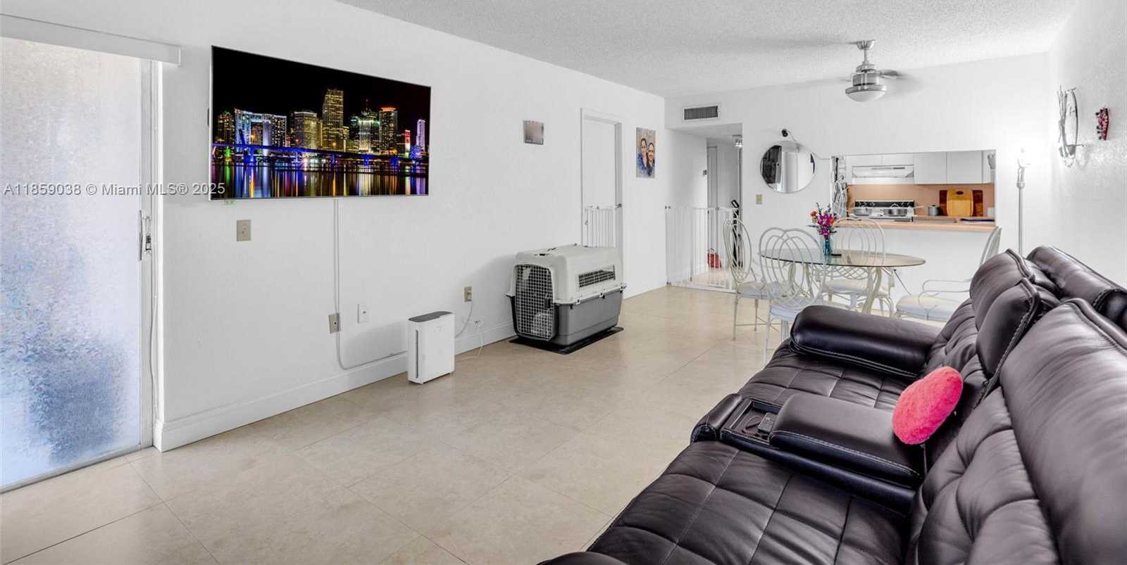 Small Image of 1900 WEST 68TH ST #F302, Hialeah Number 3