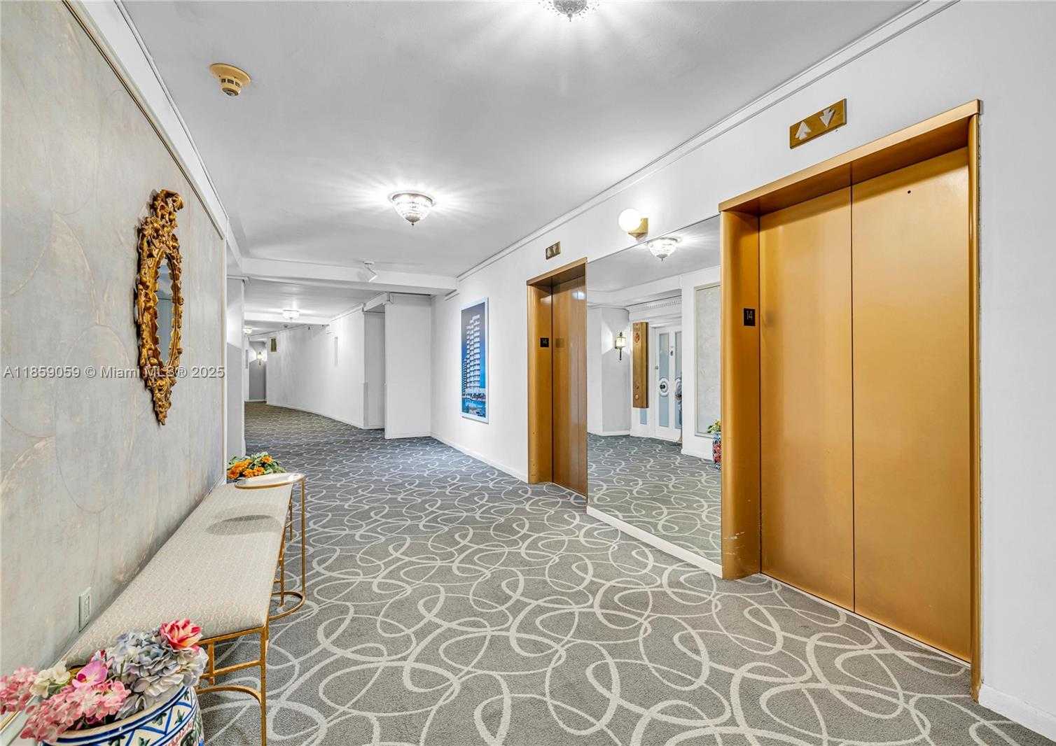 Small Image of 5255 COLLINS AVE #14D, Miami Beach Number 17