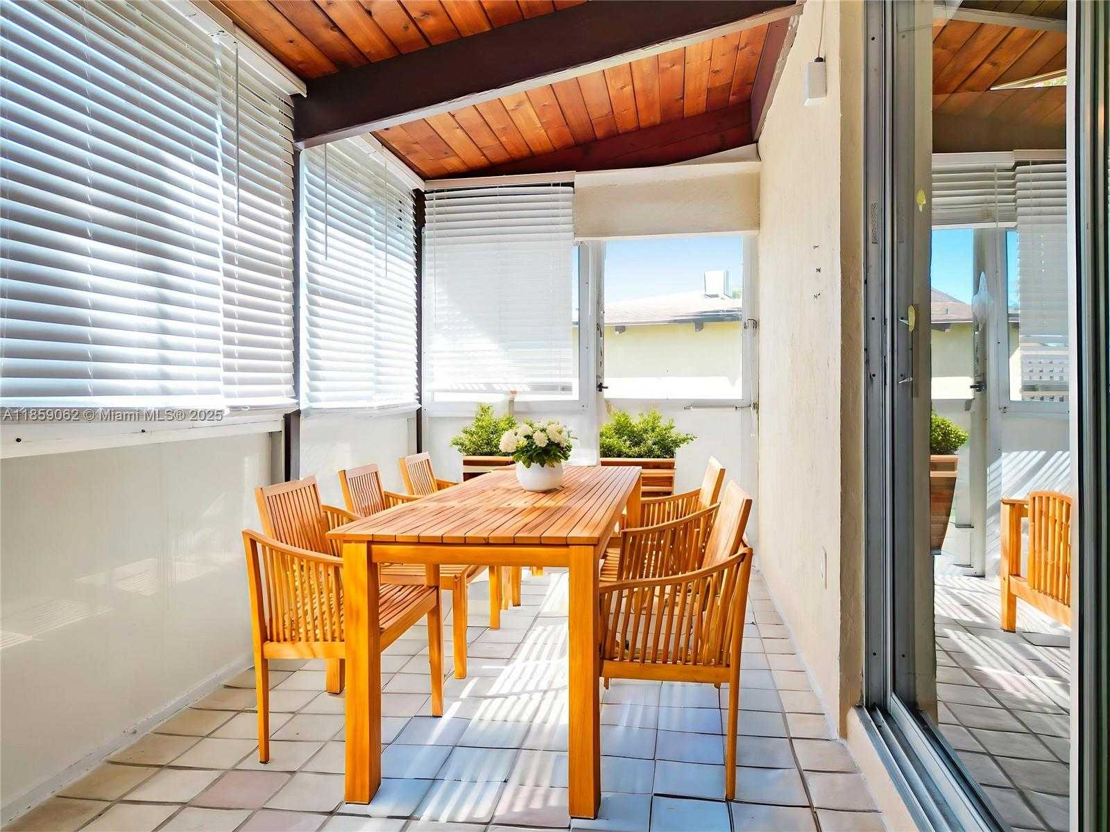 Small Image of 114 ESSEX RD #1-36, Hollywood Number 19