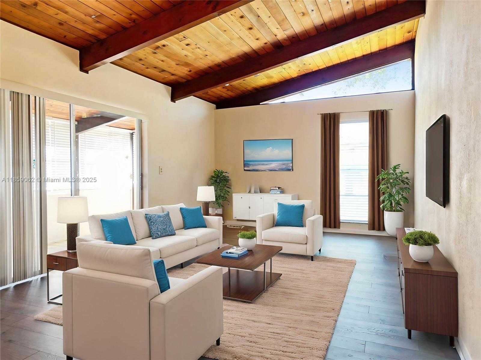 Small Image of 114 ESSEX RD #1-36, Hollywood Number 9