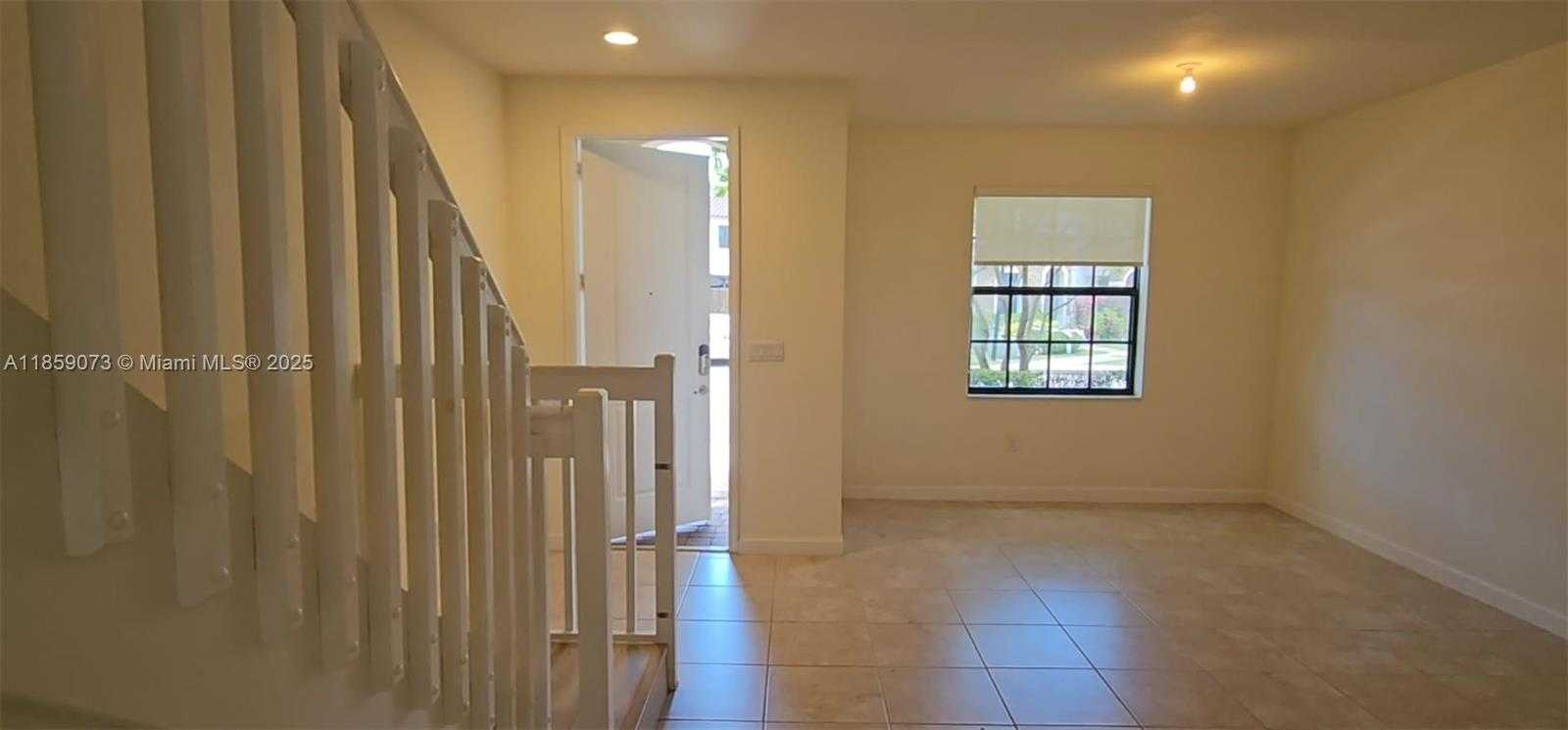 Small Image of 15075 SOUTH WEST 113TH TER #15075, Miami Number 2