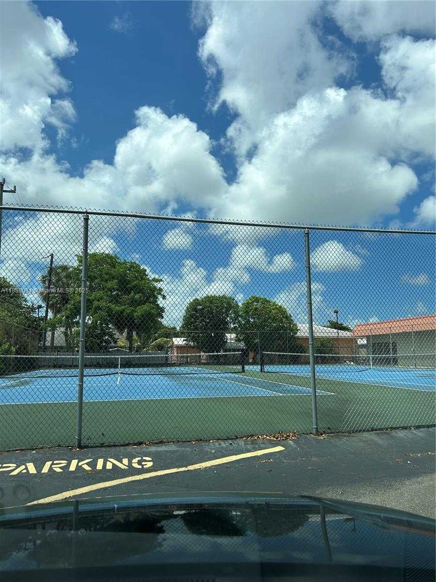 Small Image of 801 WEST OAKLAND PARK BLVD #C12, Oakland Park Number 27