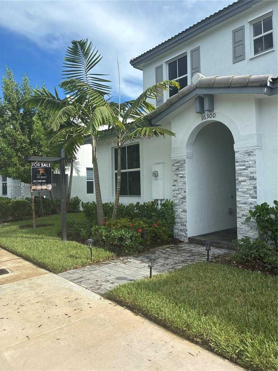 Small Image of 16300 SW 291st St, Homestead, FL 33033, USA Number 2