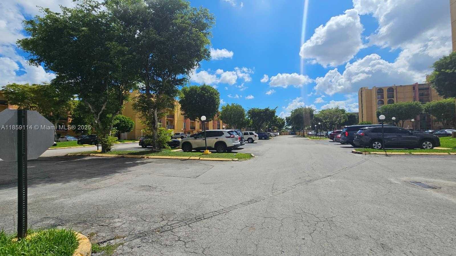 Small Image of 4709 NORTH WEST 7TH ST #105-9, Miami Number 6