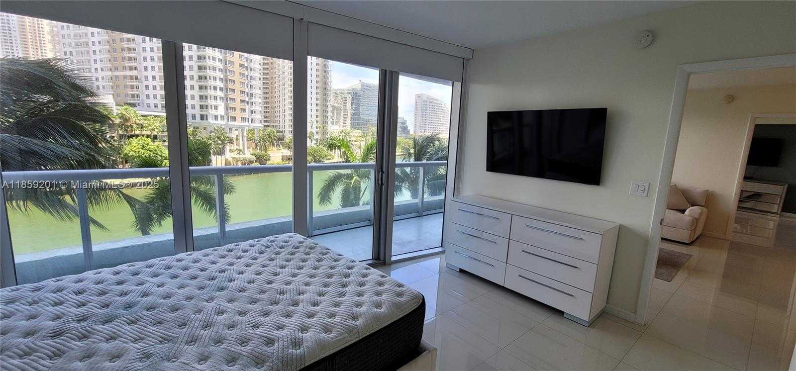 Small Image of 495 BRICKELL AVE #420, Miami Number 31