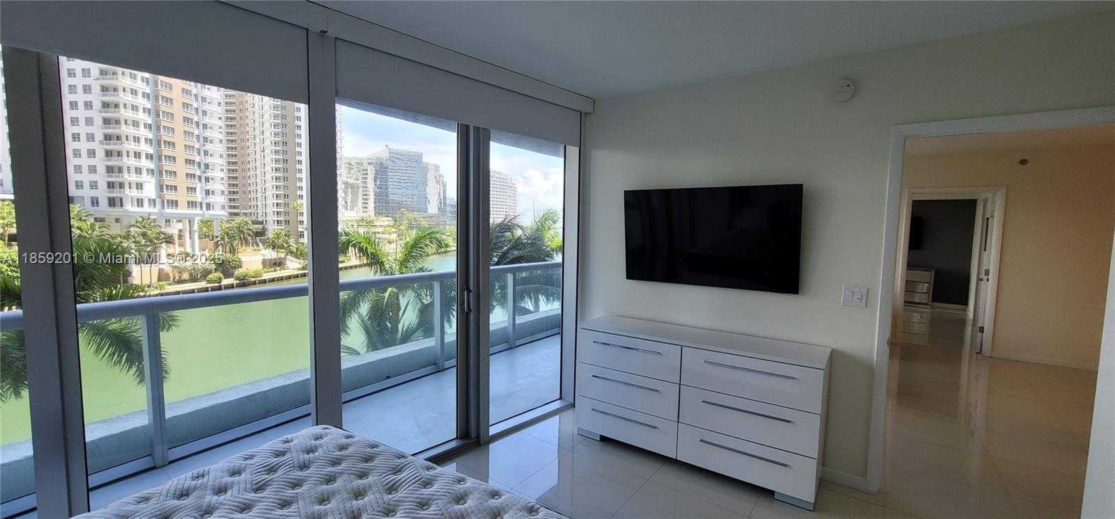 Small Image of 495 BRICKELL AVE #420, Miami Number 32